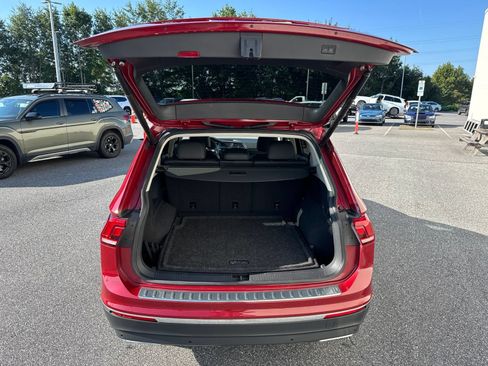 Used 2019 Volkswagen Tiguan SEL Premium AWD/4WD image 10