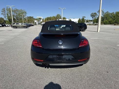 Used 2019 Volkswagen Beetle 2.0T S FWD image 4