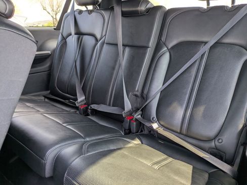 Used 2024 Jeep Wagoneer L Series II w/ Flexible Seating Group image 34