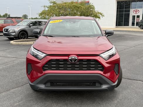 Used 2024 Toyota RAV4 LE AWD/4WD image 2