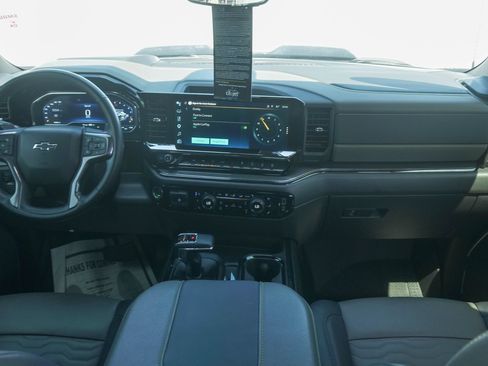 Used 2025 Chevrolet Silverado 1500 ZR2 w/ Technology Package AWD/4WD image 11