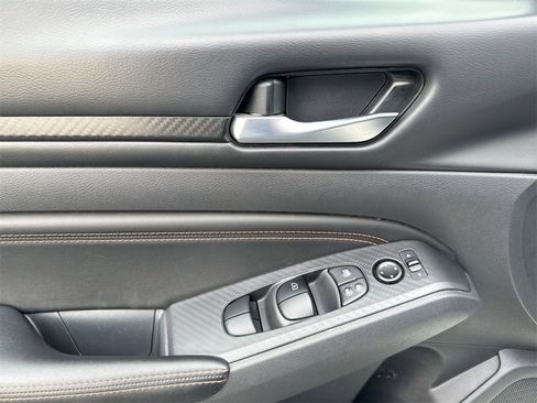 Used 2022 Nissan Altima 2.5 SR image 20