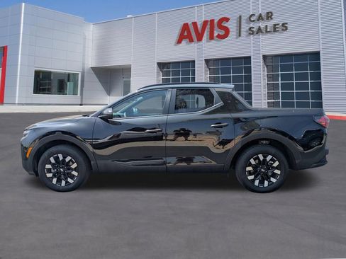 Used 2025 Hyundai Santa Cruz SEL AWD/4WD image 2