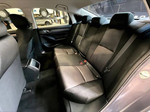 Used 2018 Honda Accord LX image 15