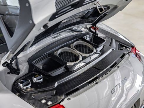 Used 2019 Porsche 911 GT2 RS w/ Weissach Package image 13