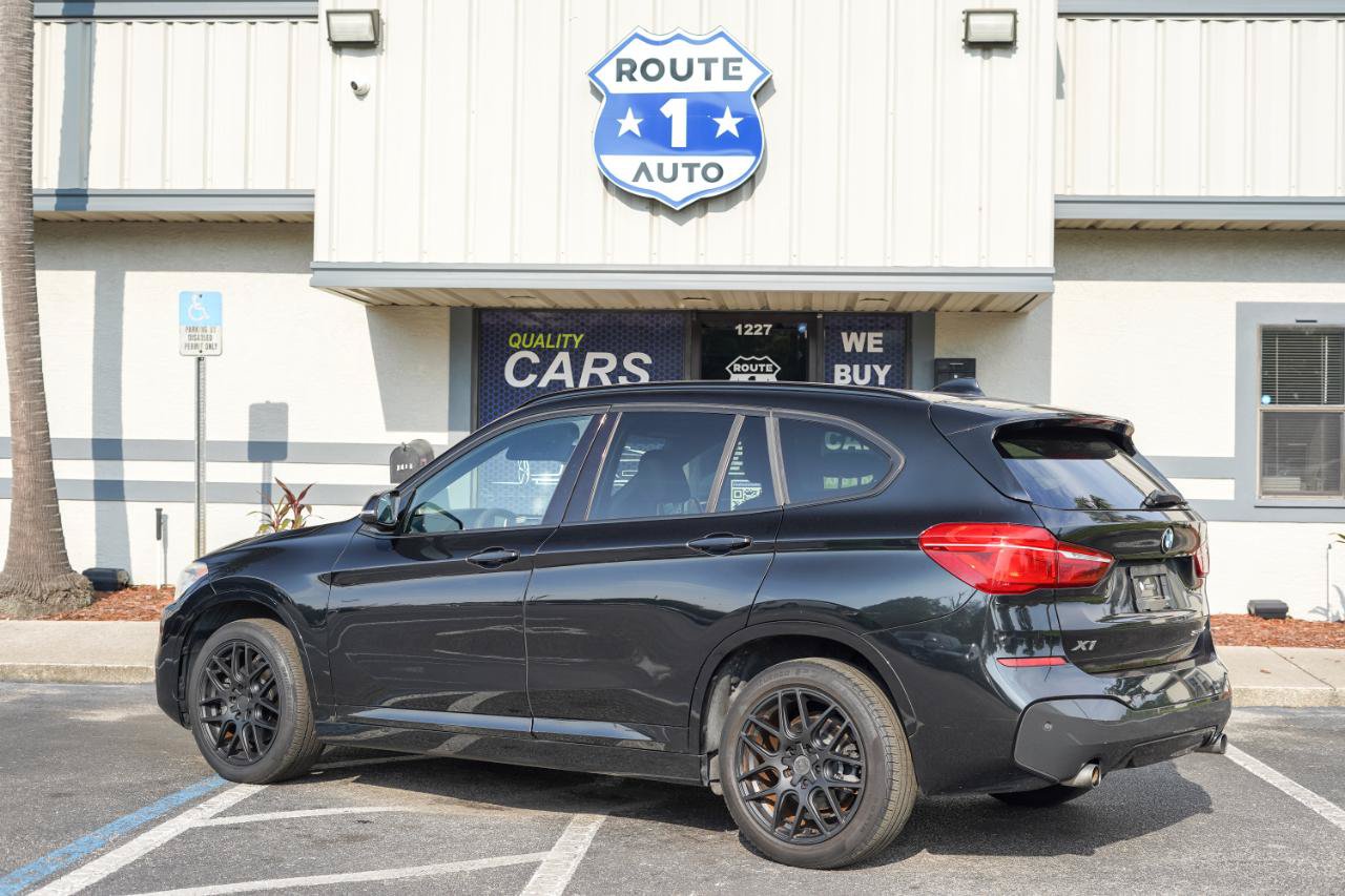Used 2019 BMW X1 sDrive28i w/ M Sport Package FWD image 4