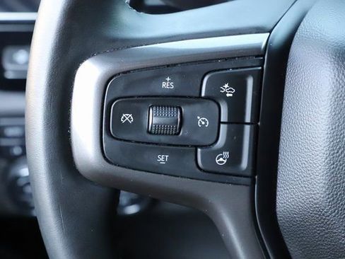 Used 2024 Chevrolet Silverado 2500 ZR2 w/ Technology Package image 27