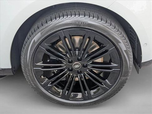 Certified 2025 Land Rover Range Rover Autobiography AWD/4WD image 25