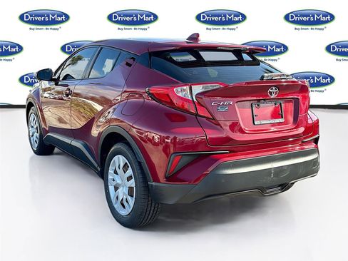 Used 2019 Toyota C-HR LE image 6
