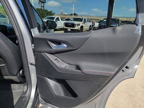 New 2026 Chevrolet Equinox RS FWD image 11