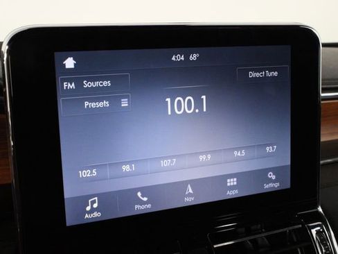 Used 2019 Lincoln Navigator Premiere image 33