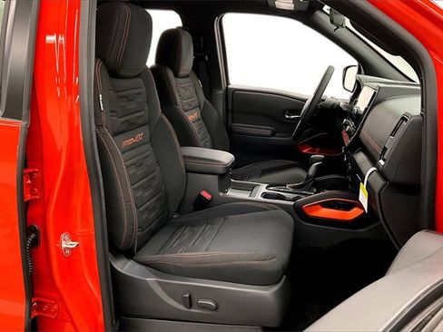 New 2025 Nissan Frontier PRO-4X image 34