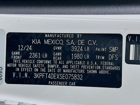 Used 2025 Kia K4 LXS image 12