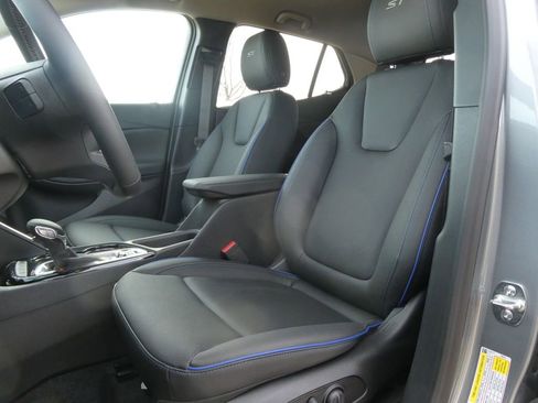 New 2026 Buick Encore GX Sport Touring w/ Comfort Package AWD/4WD image 37