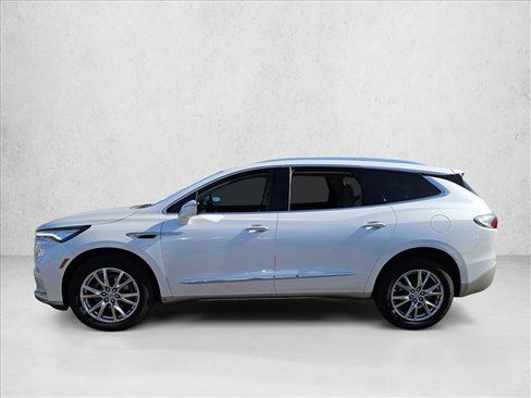 Used 2023 Buick Enclave Essence w/ Experience Buick Package image 7