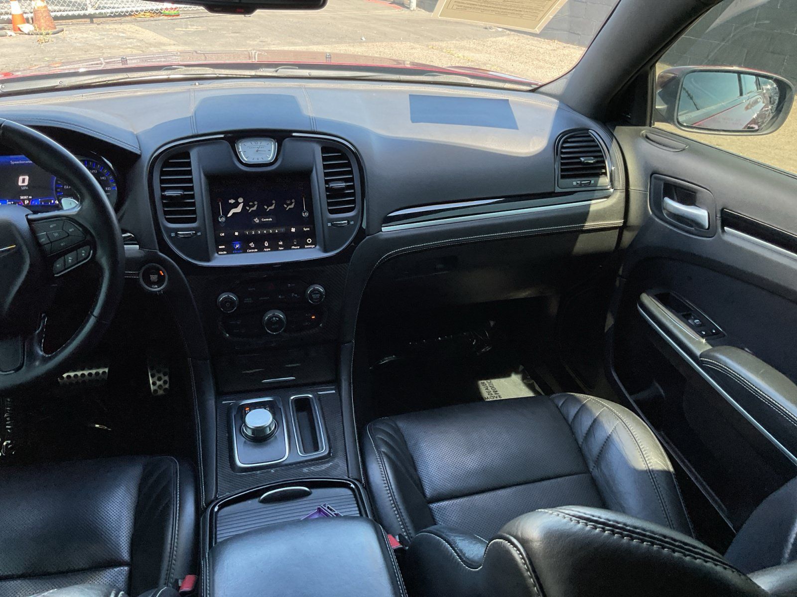 Used 2023 Chrysler 300 C RWD image 15