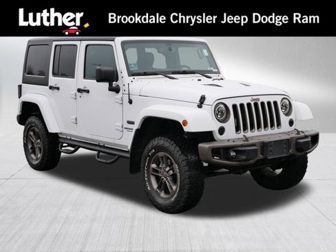 Used 2016 Jeep Wrangler Unlimited Sahara AWD/4WD image 1