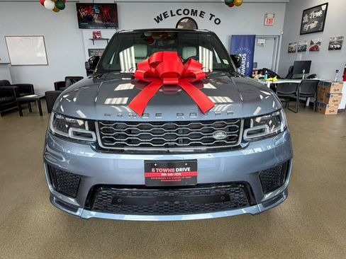 Used 2020 Land Rover Range Rover Sport HSE Dynamic image 4