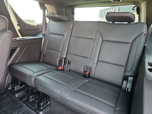 Used 2023 Chevrolet Tahoe LT w/ LT Signature Package AWD/4WD image 27