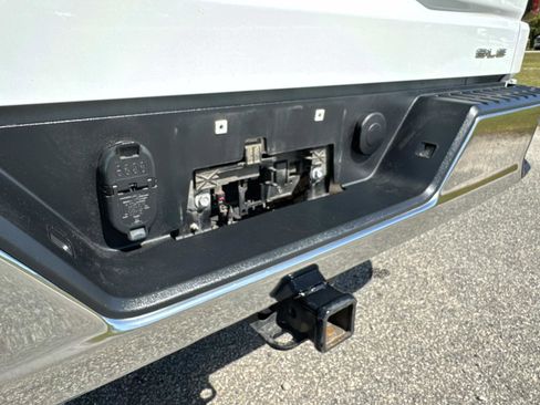Used 2022 GMC Sierra 1500 SLE RWD image 15