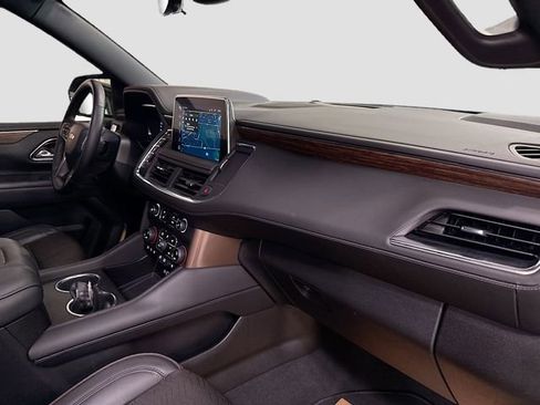 Used 2024 Chevrolet Tahoe High Country AWD/4WD image 33