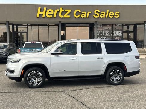 Used 2025 Jeep Wagoneer L 4WD image 1