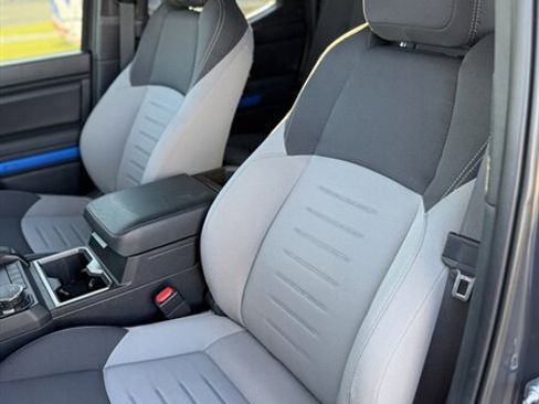 Used 2025 Toyota Tacoma TRD Sport image 6