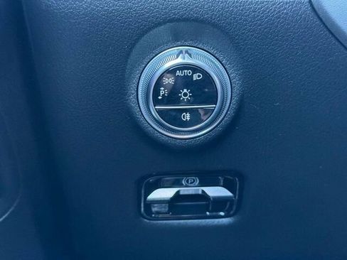 Certified 2023 Mercedes-Benz C 300 Sedan image 33