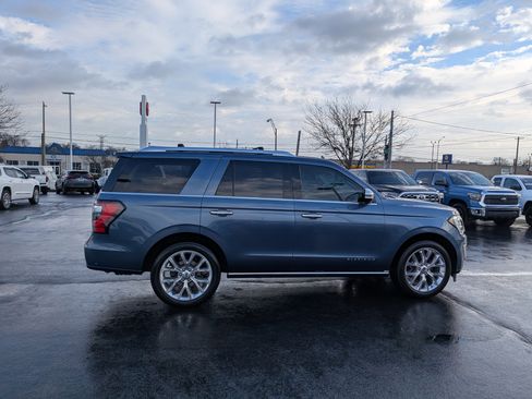 Used 2018 Ford Expedition Platinum image 11