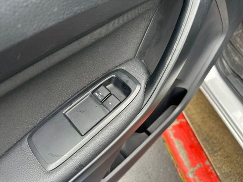 Used 2019 Ford Ranger XLT image 11