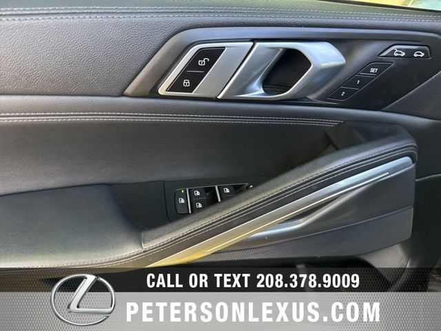Used 2023 BMW X6 xDrive40i w/ Premium Package AWD/4WD image 23