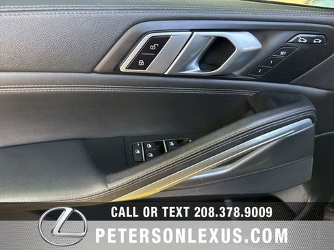 Used 2023 BMW X6 xDrive40i w/ Premium Package AWD/4WD image 23