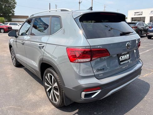 Used 2024 Volkswagen Taos SE FWD image 5