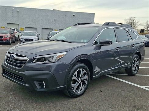 Certified 2022 Subaru Outback Limited XT image 3