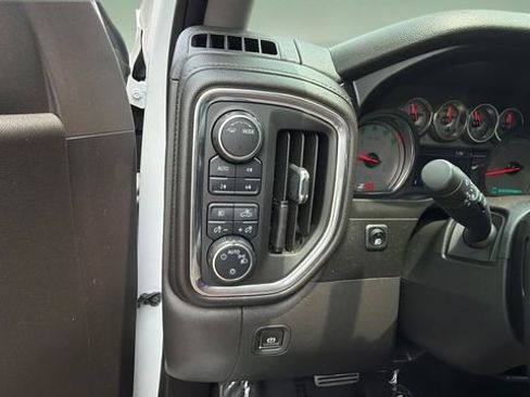 Used 2020 Chevrolet Silverado 1500 RST AWD/4WD image 22