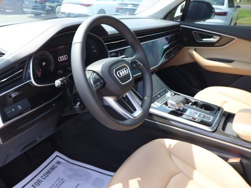 Used 2023 Audi Q7 2.0T Premium w/ Convenience Package AWD/4WD image 25