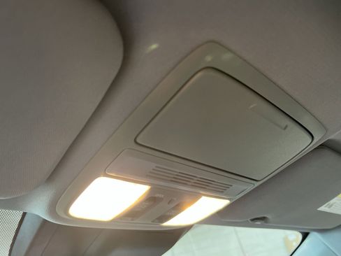 Used 2019 Honda CR-V EX image 36