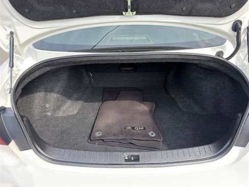 Used 2020 INFINITI Q50 Luxe RWD image 4