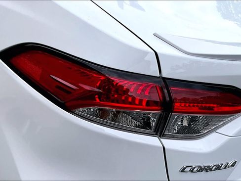 Used 2026 Toyota Corolla SE FWD image 28