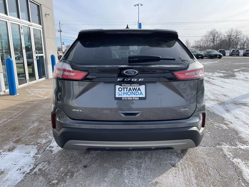 Used 2024 Ford Edge SEL image 6