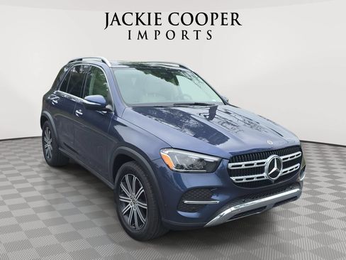 Certified 2025 Mercedes-Benz GLE 350 4MATIC image 3