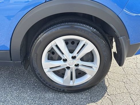 Used 2024 Nissan Kicks S FWD image 29