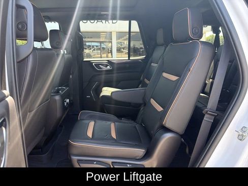 Used 2022 GMC Yukon AT4 AWD/4WD image 10