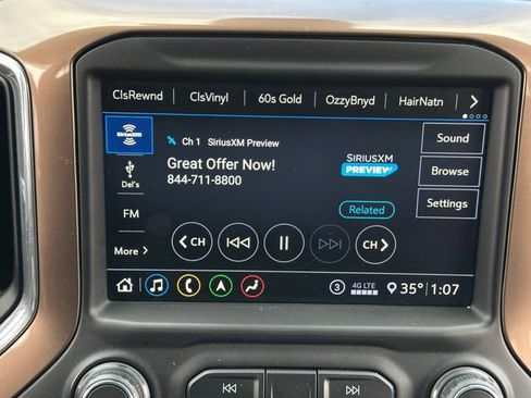 Used 2020 Chevrolet Silverado 2500 High Country image 28