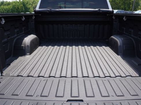 Certified 2026 GMC Sierra 1500 AT4 w/ Technology Package AWD/4WD image 23