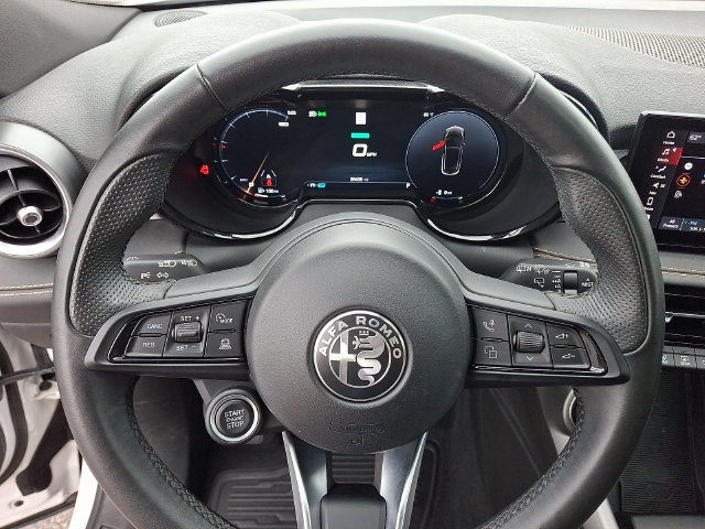 Used 2024 Alfa Romeo Tonale Ti AWD/4WD image 22