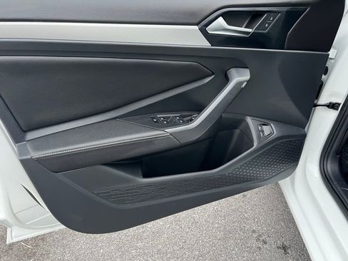 Used 2024 Volkswagen Jetta S image 15