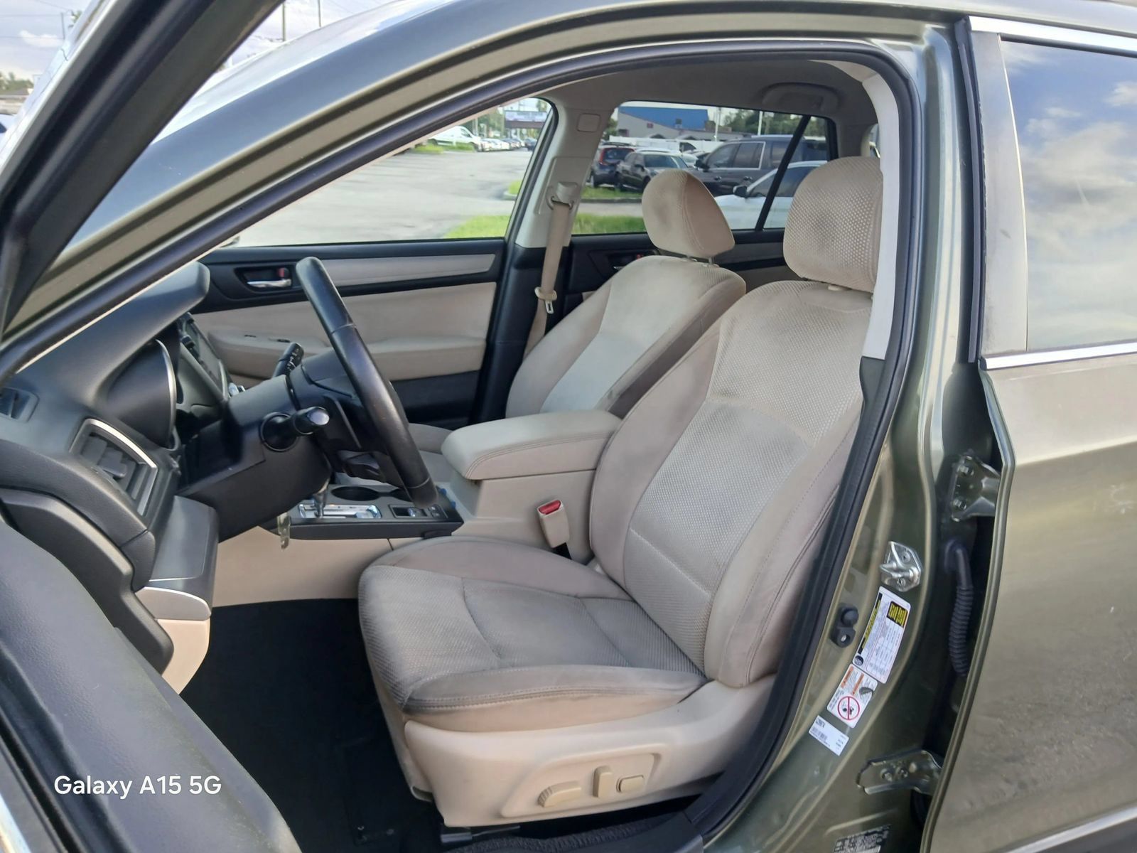 Used 2017 Subaru Outback 2.5i Premium w/ Popular Package #1 AWD/4WD image 39