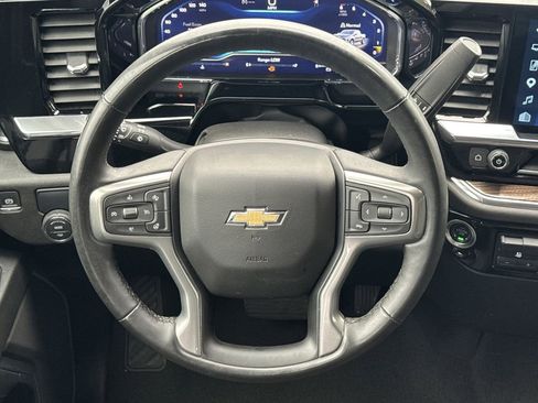 Used 2025 Chevrolet Silverado 1500 LT image 23