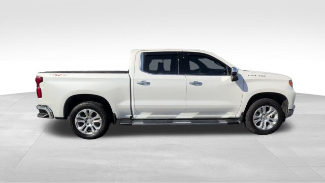 Used 2023 Chevrolet Silverado 1500 LTZ w/ LTZ Premium Package AWD/4WD image 8